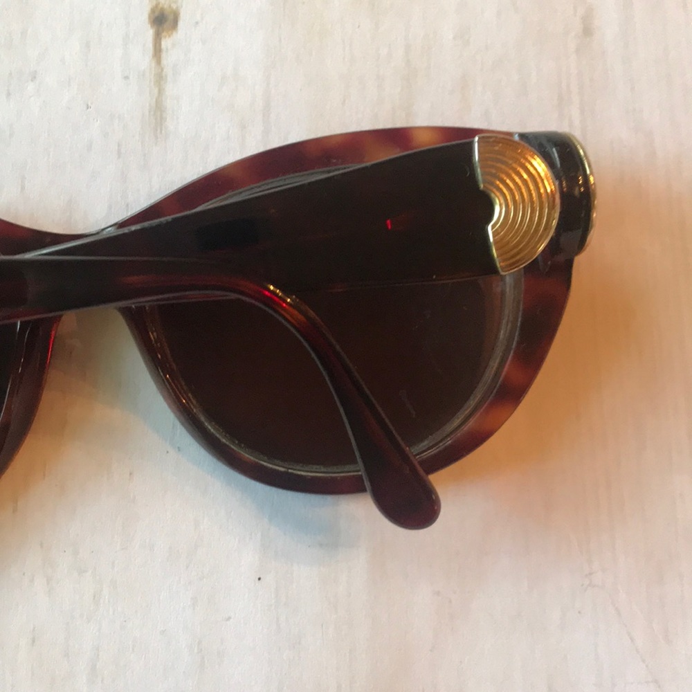 Fendi Vintage Sunglasses - Picture 7 of 12